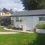 Sally\'S Bed And Breakfast