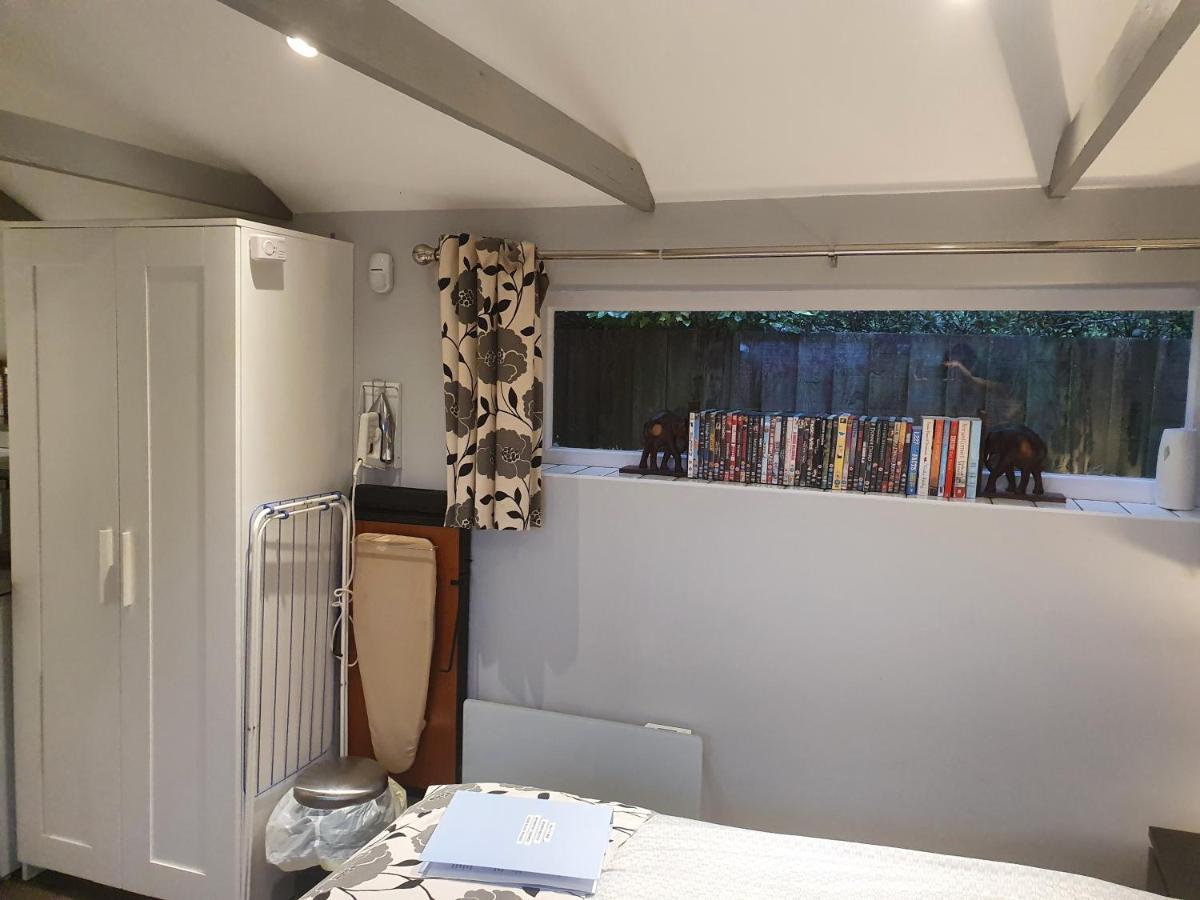 Sally's * Luton (Bedfordshire)