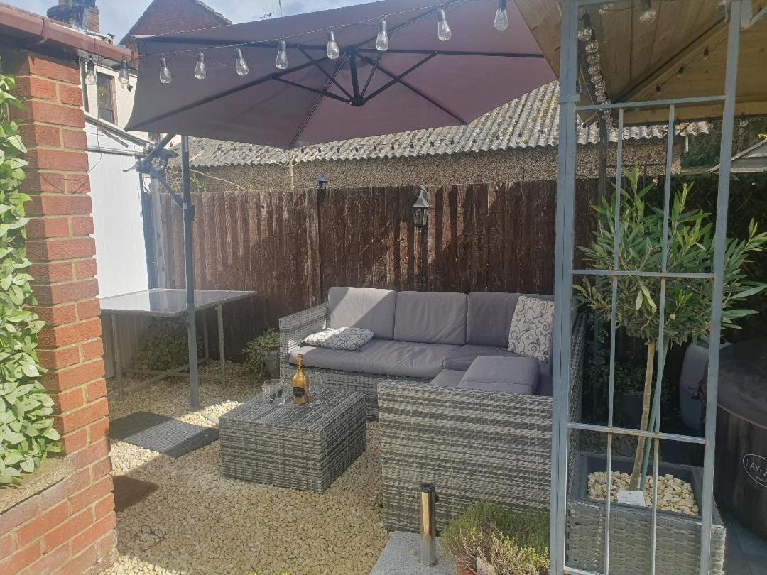 Sally's * Luton (Bedfordshire)